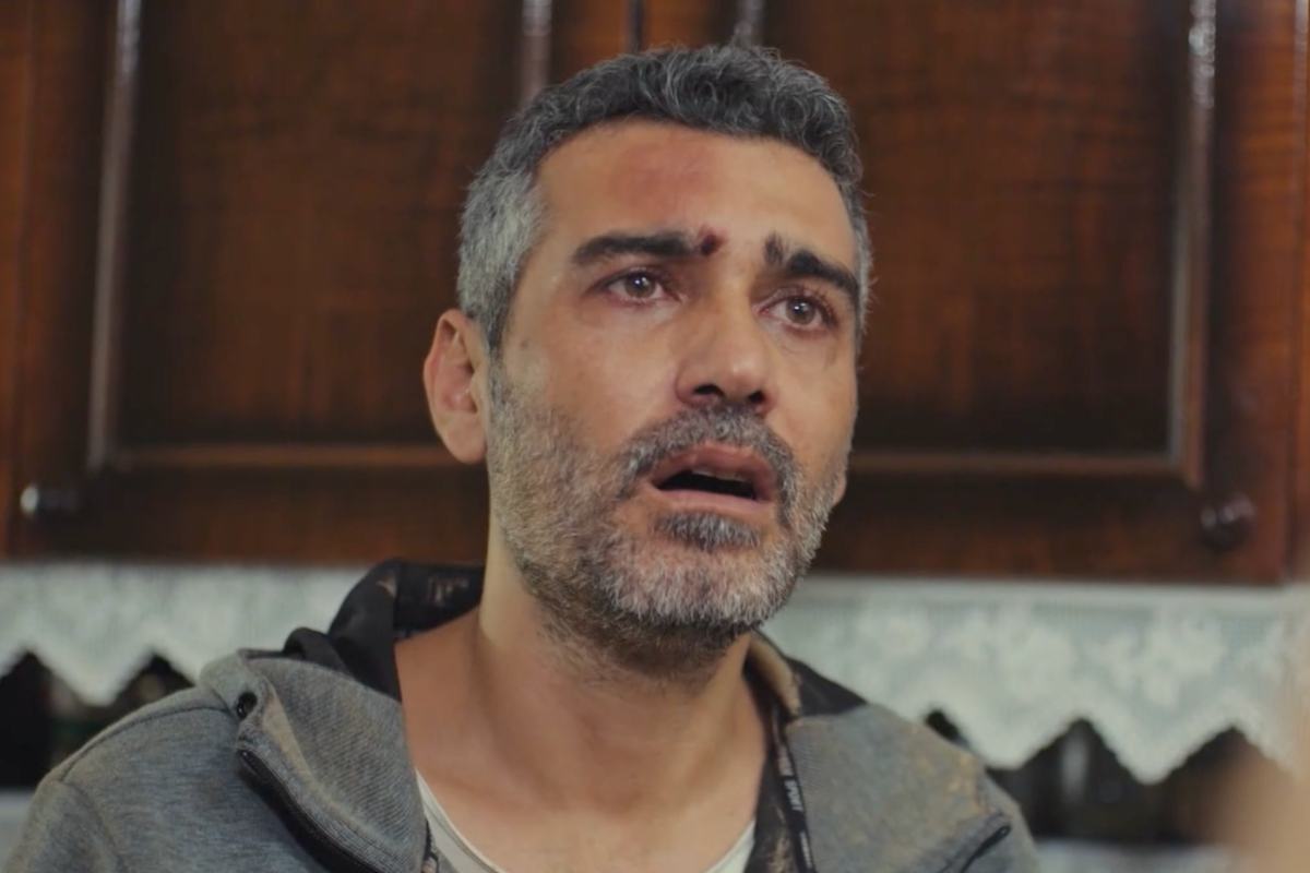 Sarp sconvolto de La Forza di una Donna