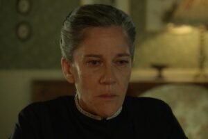 Petra con le lacrime agli occhi