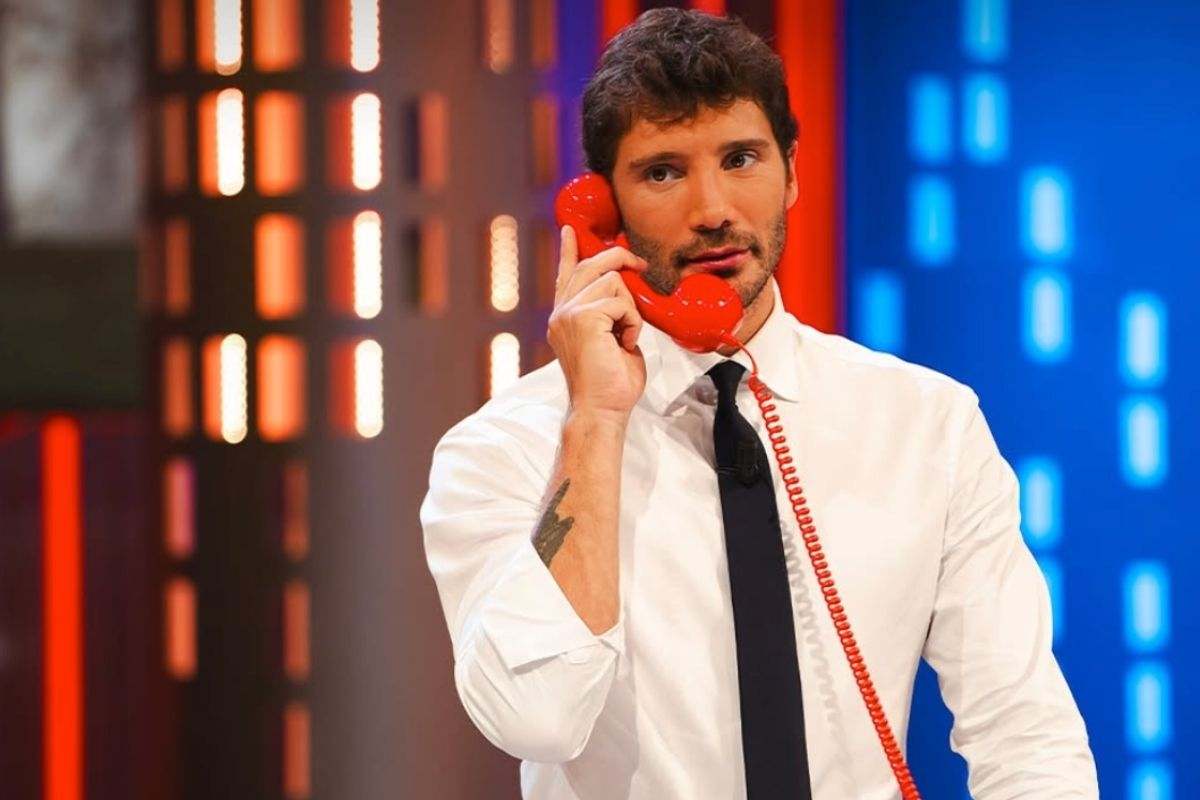 Stefano De Martino alla conduzione di Affari Tuoi
