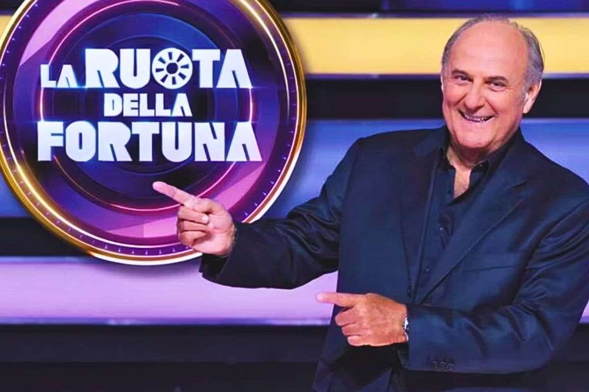 Gerry Scotti dal sorriso smagliante