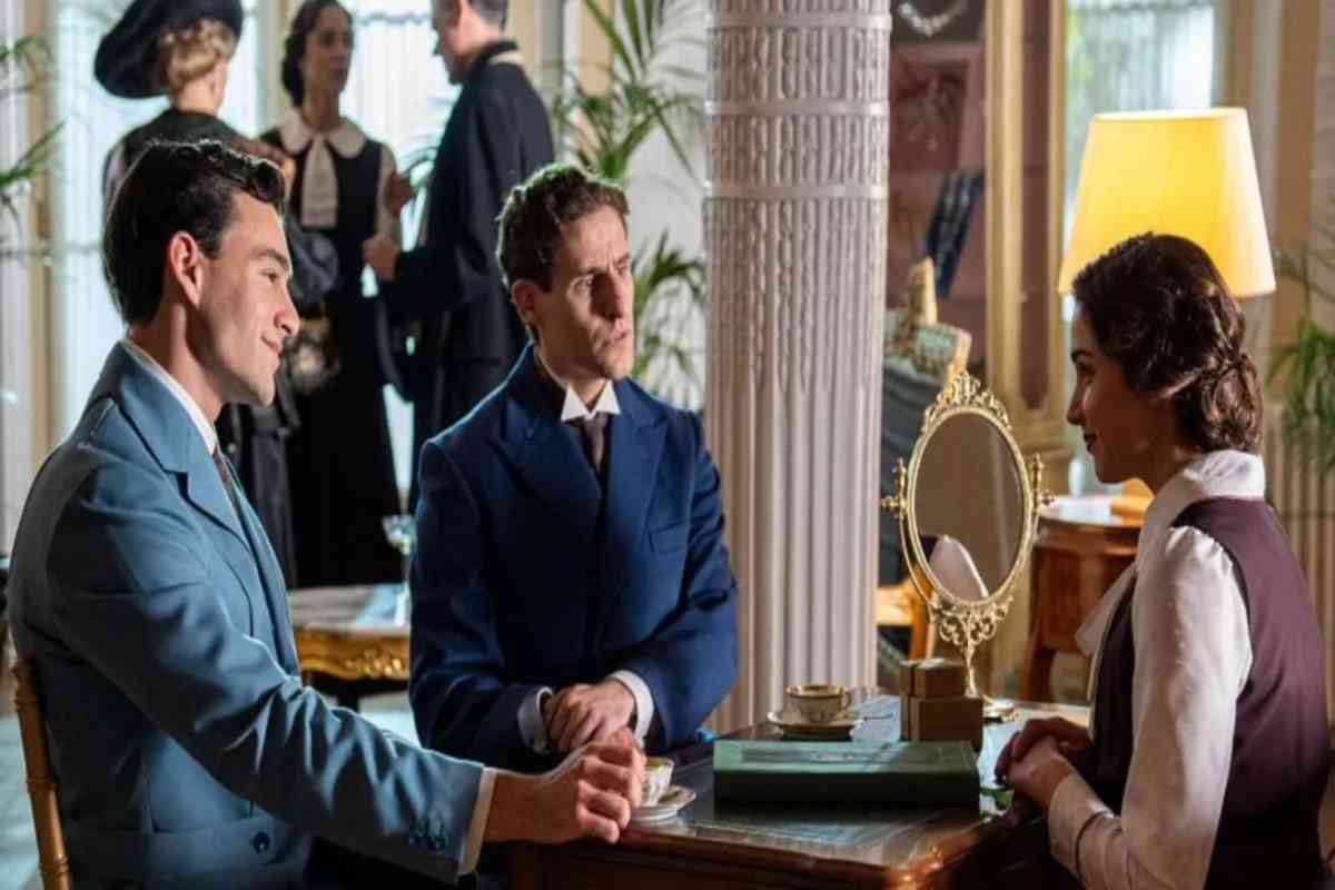 Curro e Lopez incontrano Esmeralda