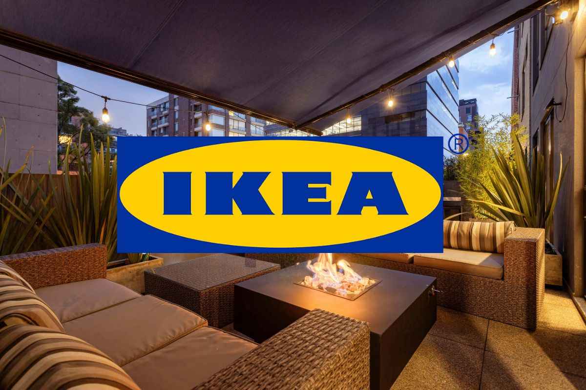 logo ikea e terrazzo arredato